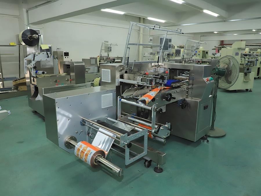 特福德包裝設(shè)備 TFD-380S口罩包裝機(jī)-現(xiàn)場(chǎng)圖 特福德包裝設(shè)備 TFD-380S口罩包裝機(jī)-現(xiàn)場(chǎng)圖