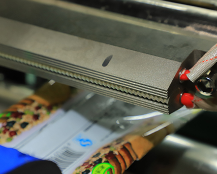 全自動(dòng)食品包裝流水線 全自動(dòng)食品包裝流水線